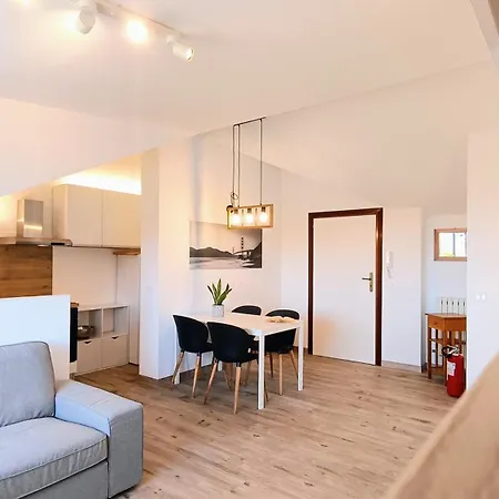 Petrarca Super Attico Apartmán *